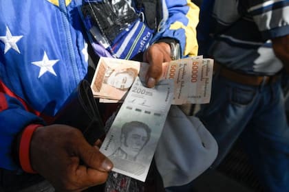 La inflación y la constante devaluación del bolívar ha afectado la disponibilidad de crédito en Venezuela