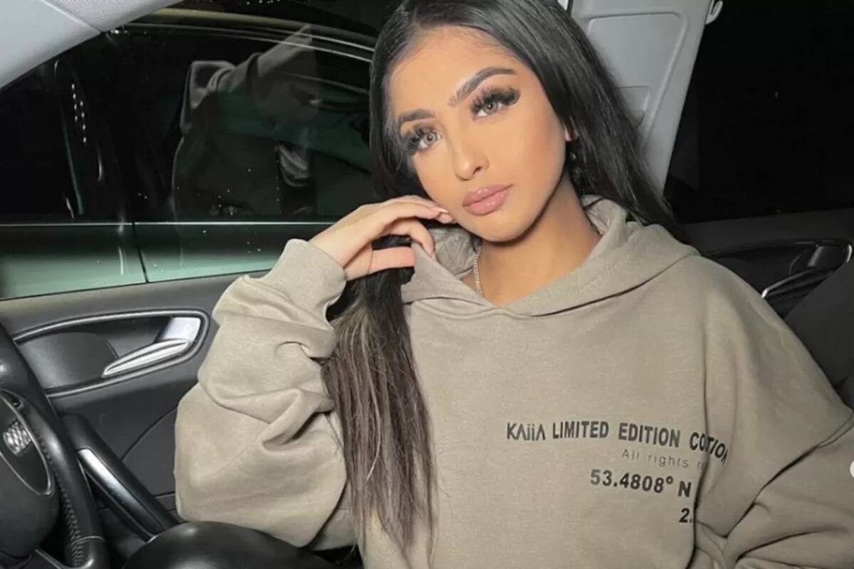 La influencer británica Mahek Bukhari está acusada de complotar en el asesinato de un hombre que chantajeaba a su madre.