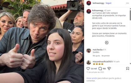 La influencer Kalina junto a Javier Milei