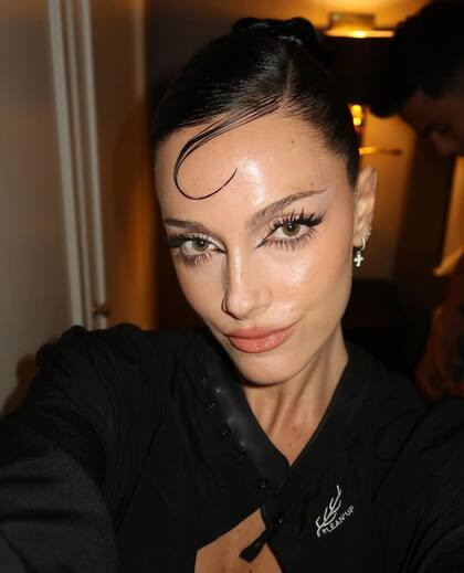 La influencer mostró el detrás de escena de la gala (Foto: Instagram @orianasabatini)
