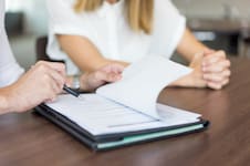 Escribanos asesoran sin costo: cómo inscribirse para consultas sobre protección de propiedades, herencias y división de bienes