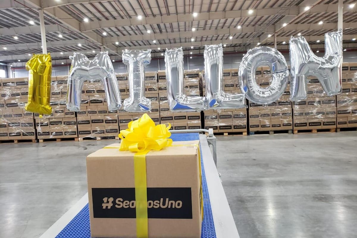 La iniciativa solidaria consiguió insumos para armar un millón de cajas, de las cuales ya repartieron más de 830 mil