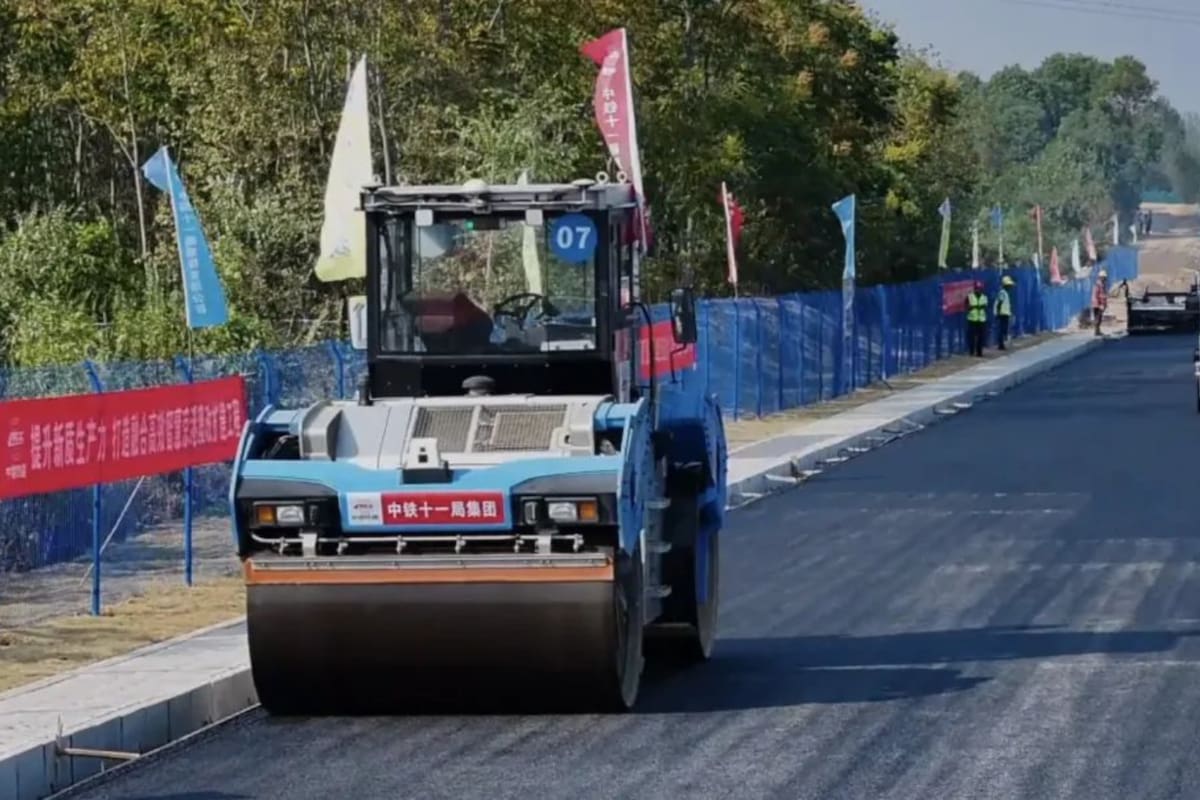 La innovadora forma en la que China construye sus autopistas