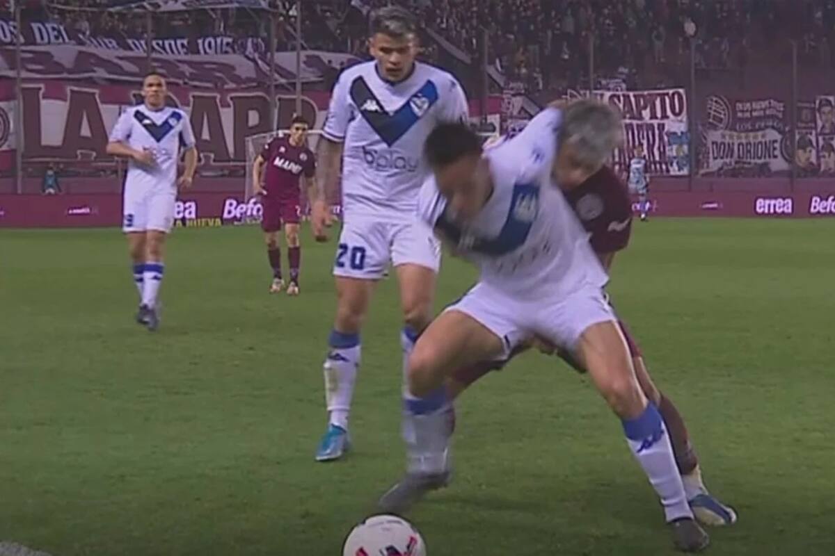 La insólita expulsión del juvenil Sanabria en Lanús-Vélez