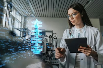 La inteligencia artificial "es una tecnología fascinante y a la vez inquietante", sostiene.