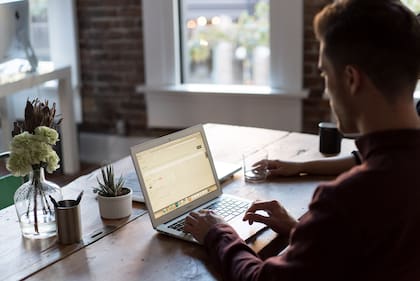 La inteligencia artificial (IA) indicó cuáles son los empleos "mejor remunerados"