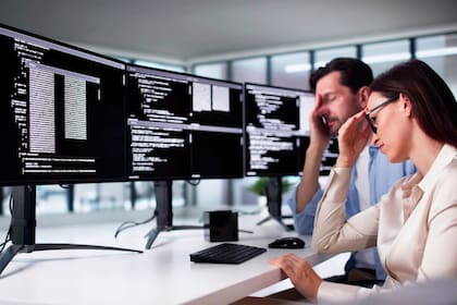 La inteligencia artificial no está pidiendo permiso, está entrando rompiendo todas las puertas