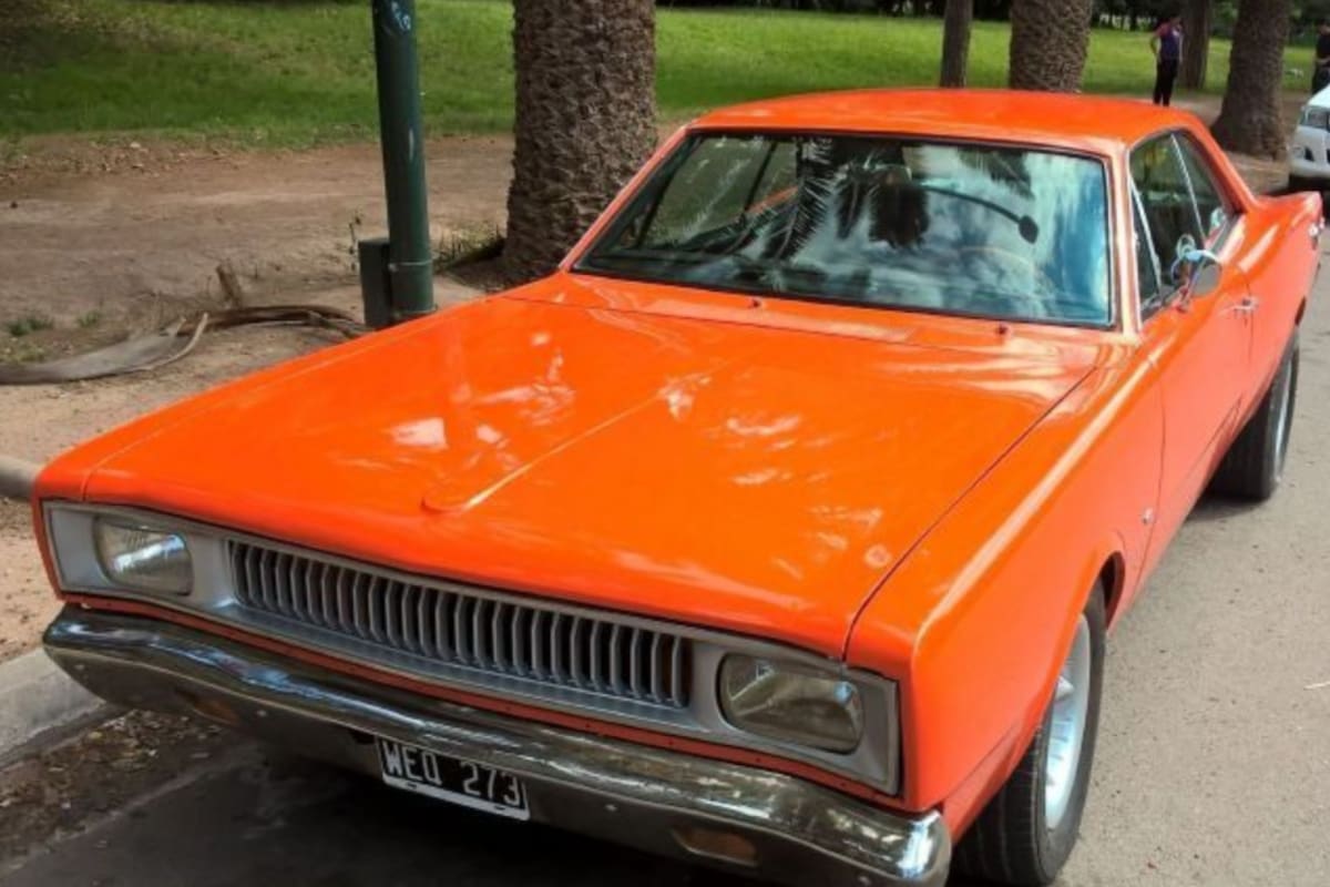 La inteligencia artificial responde cómo se podría ver el Dodge GTX modelo 2025 (fuente: DeRuedas)