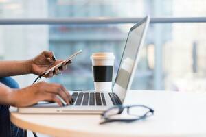 La Inteligencia Artificial respondió qué pasaría si la humanidad se quedara sin Internet por un día