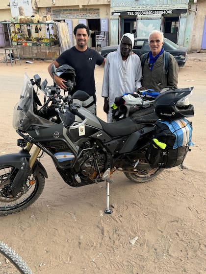 La interacción con las personas fue una de las claves del viaje (Foto: Gentileza Agustín Izquierdo)