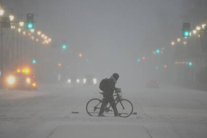 La interacción de un valle en niveles altos favorecerá nevadas de entre 0,5 y dos pulgadas (1,3 a 5 cm), con los registros más altos localizados en el este de Long Island y el sureste de Connecticut
