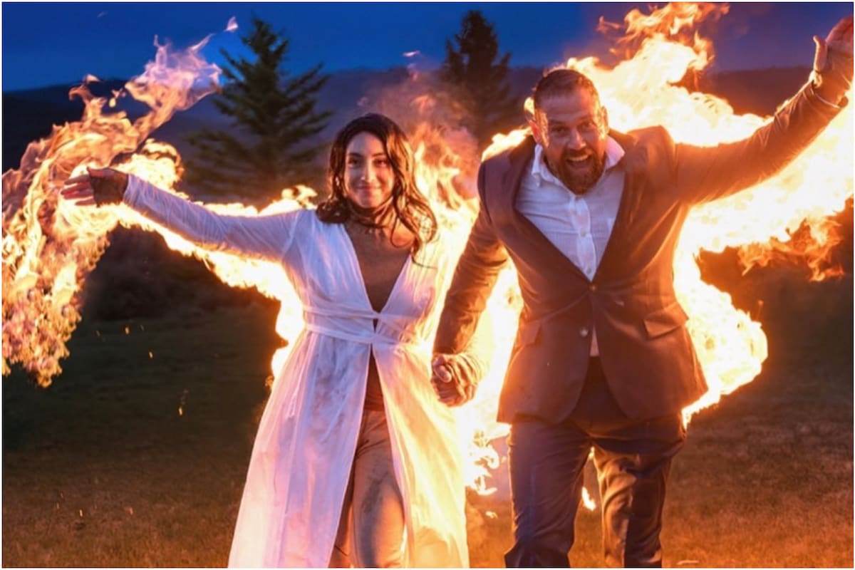 La inusual entrada de una pareja en su casamiento (Foto: Instagram/@g.a_thegreatadventure)