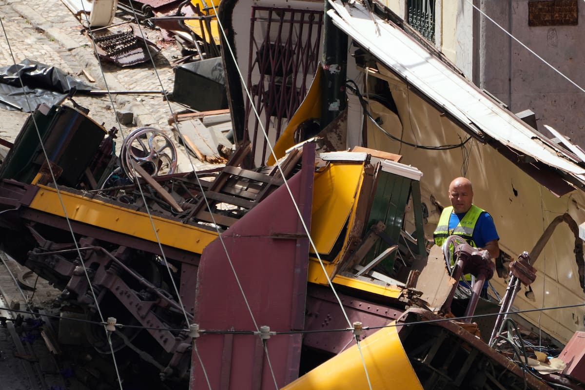 La investigación se centra en un posible fallo técnico como causa del siniestro