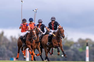 Golpe en la Triple Corona: un equipo de la clasificación venció al tercero en handicap en el Abierto de Tortugas