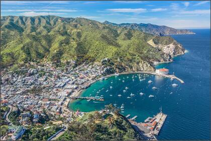La Isla Catalina en California ofrece paisajes a los visitantes que crean la ilusión de transportarse a Europa