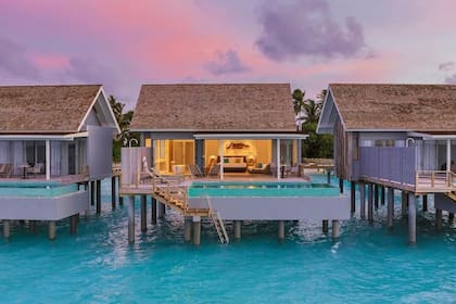 La isla de Kuramathi queda a 20 minutos de vuelo de Malé, capital de Maldivas.