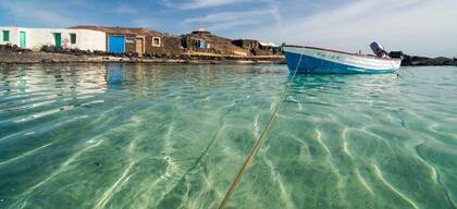 La isla de Lobos conserva una decena de casas de pescadores del siglo pasado