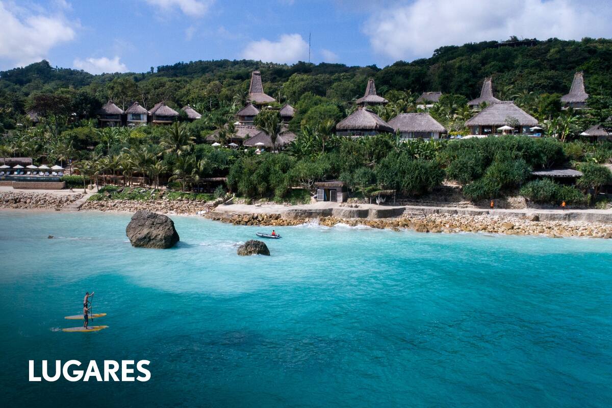 La isla de Sumba, sobre el mar de Savu, en Indonesia.