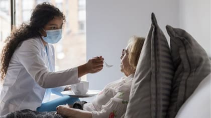 La izquierda busca crear un Estado redistributivo en el que los servicios básicos como la sanidad o la educación sean públicos