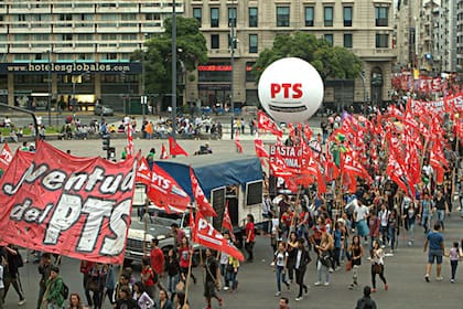 La izquierda marcha hoy por el microcentro porteño
