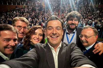La jornada electoral en Andalucía se saldó con una mayoría absoluta del PP