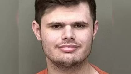 La joven de 14 años estaba hablando por internet con el extremista estadounidense Christopher Cook