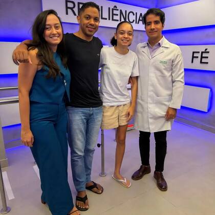 La joven de 19 años se recuperó después de 40 días internada en la UCI y ahora espera retornar a la universidad