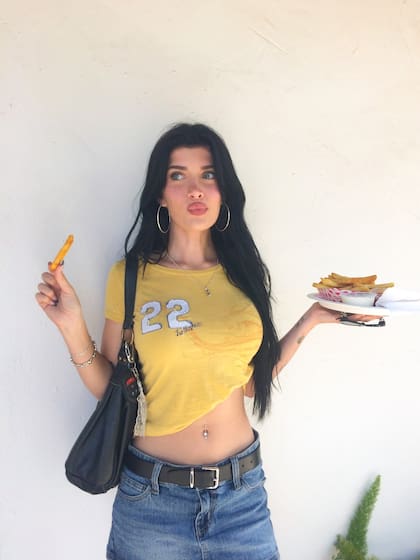 La joven de 22 años aseguró que se mantiene económicamente por su cuenta desde los 18 años a partir de sus publicaciones en OnlyFans (Foto: Instagram @samisheen)