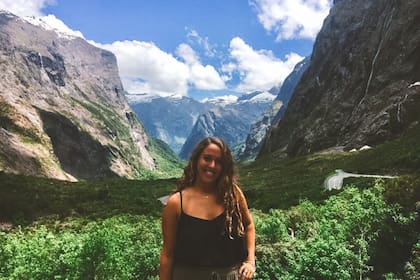 La joven de 30 años vivió un tiempo en Nueva Zelanda y trabajó como au pair