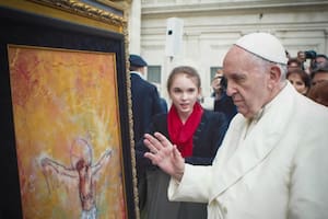 Empezó a los cinco años, la bendijo el papa Francisco y hoy sus obras cotizan más de siete millones de dólares