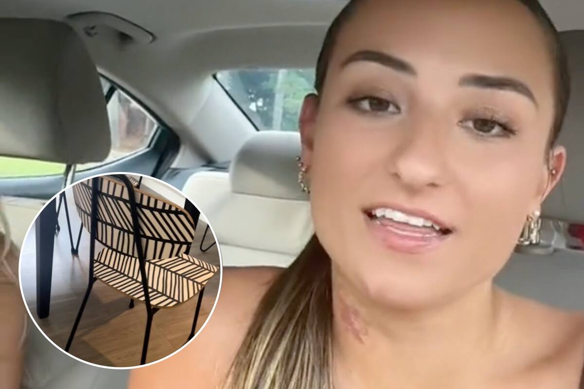 La joven expuso que las sillas en realidad pertenecían a un local comercial