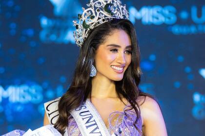 La joven guatemalteca destaca por su habilidad lingüística y destreza deportiva (Instagram/@raschelpaz)