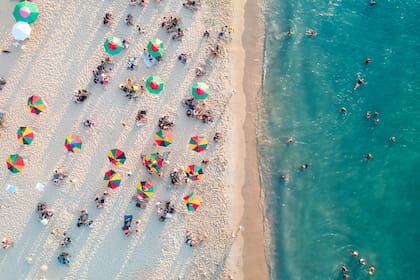 La joven latina desea vivir en un lugar cerca de la playa