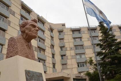 La joven madre de General Alvear quedó detenida, a disposición de la Justicia, que definirá en las próximas horas su situación procesal. La beba dejó de existir en el hospital Schestakow, de San Rafael.