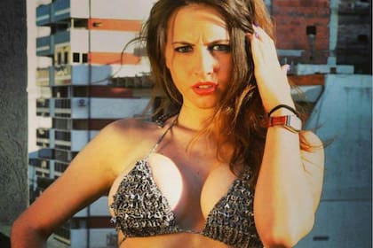 La joven que se hizo famosa por grabar un video escandaloso en la UCA fijó su posición para las próximas PASO