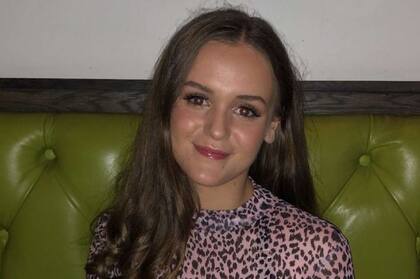 La joven Rachel Morton ahora concientiza sobre la enfermedad que pasó
