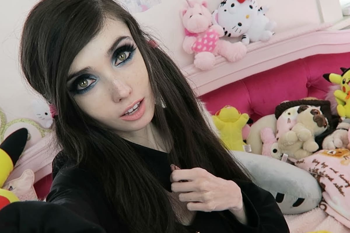 La joven volvió a mostrarse tras meses de someterse a un tratamiento