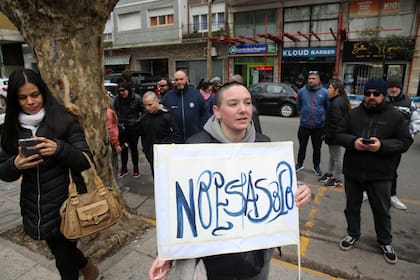 La justicia concedió el arresto domiciliario al comerciante acusado de matar a un menor de edad.
En la foto Salome Cristiano, la hermana del comerciante.