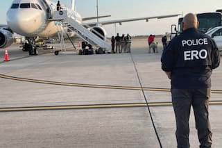 Green card y visa U: fingió un robo para pedir estatus migratorio y terminó deportado
