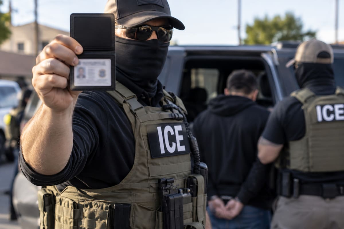 La Justicia federal anuló definitivamente la ley de California que obligaba a los agentes del ICE a mostrar su identificación
