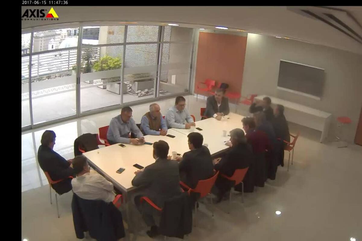 La justicia federal de La Plata investiga una supuesta maniobra de persecución contra Juan Pablo "Pata" Medina de la que habrían participado funcionarios, espías y empresarios