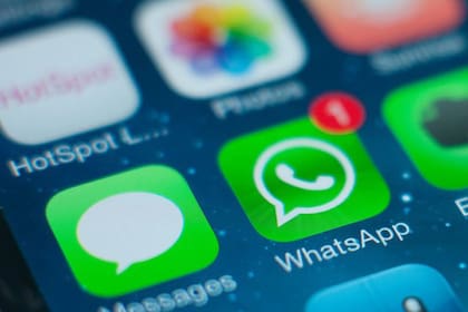 La justicia iraní planea cerrar Whatsapp pese a que el presidente se opuso