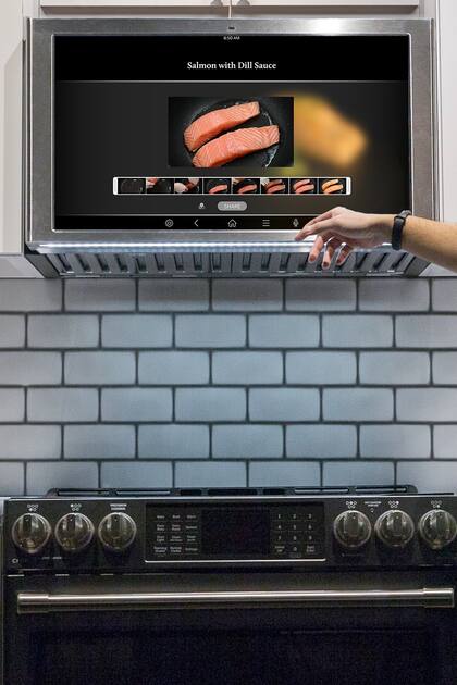 La Kitchen Hub de GE tiene tres cámaras: dentro del microondas, apuntando al anafe y otra para videollamadas