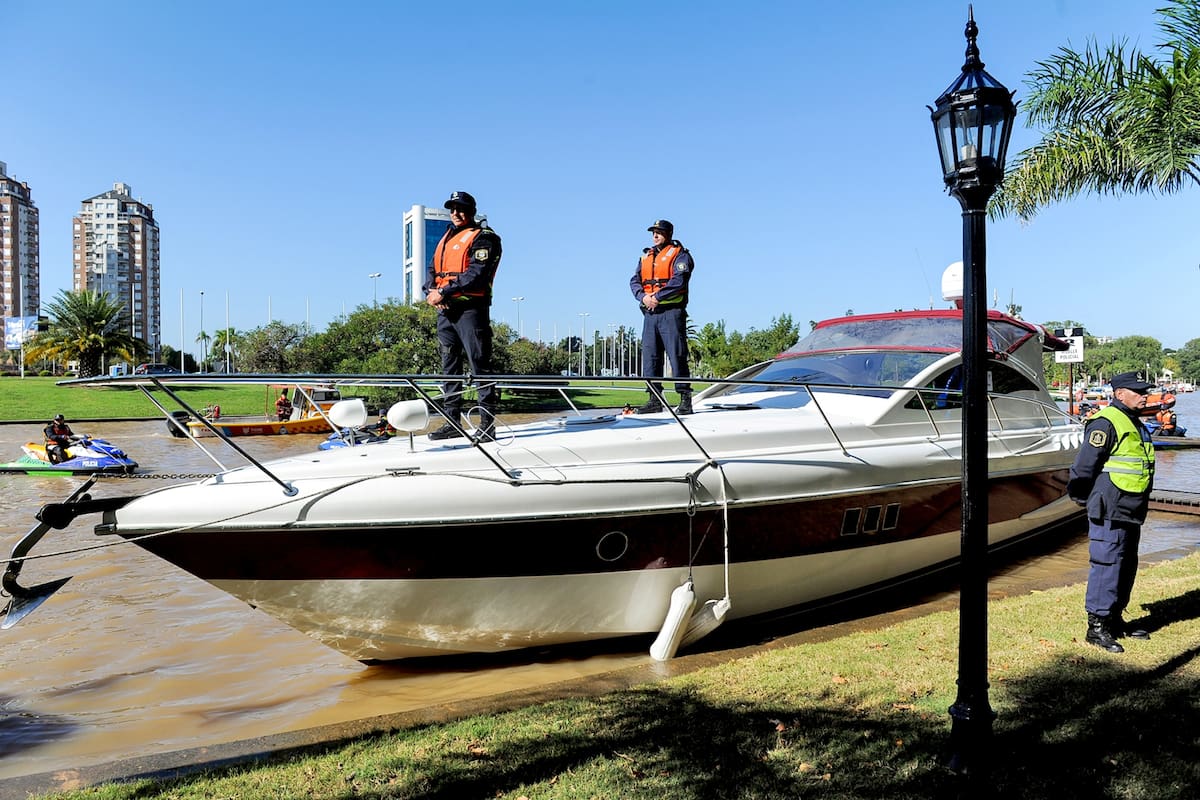 La lancha Alama, amarrada en el muelle de la casa de Nordelta de una pareja procesada por este caso