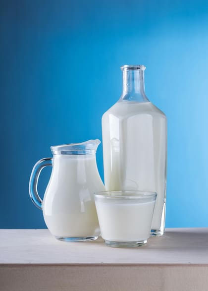 La leche añade proteínas y calcio al licuado (imagen ilustrativa)