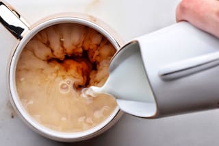 Experto de Harvard reveló si es mejor la leche entera o la deslactosada