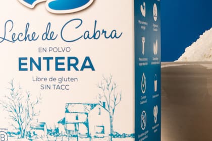 La leche en polvo entera de cabra