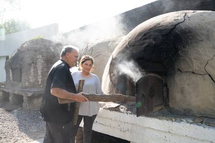 La Lechuza ofrece delicias que se cocinan con tiempo, en el horno de barro.