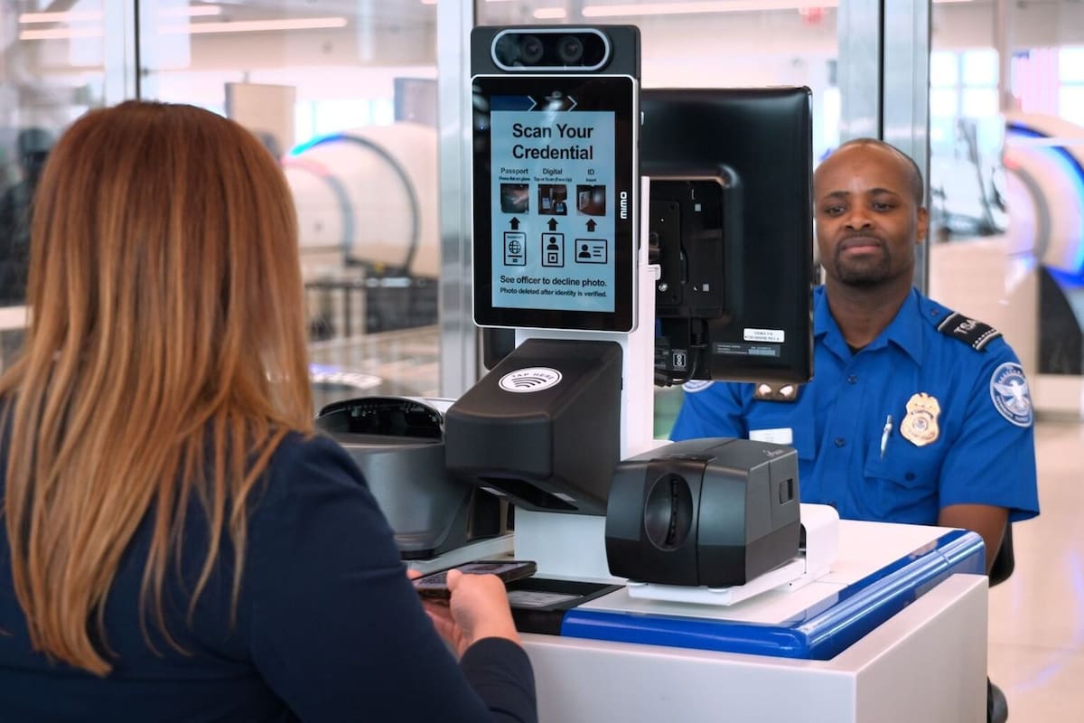 La legislación establece estándares mínimos de seguridad para la emisión de licencias de conducir e identificaciones, incluidas las digitales