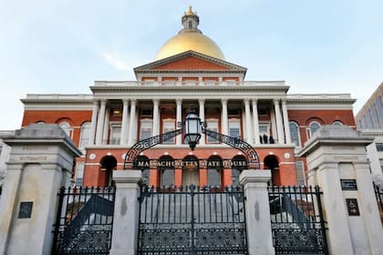 La legislatura de Massachusetts evalúa la aprobación de cinco nuevos proyectos de ley para 2025